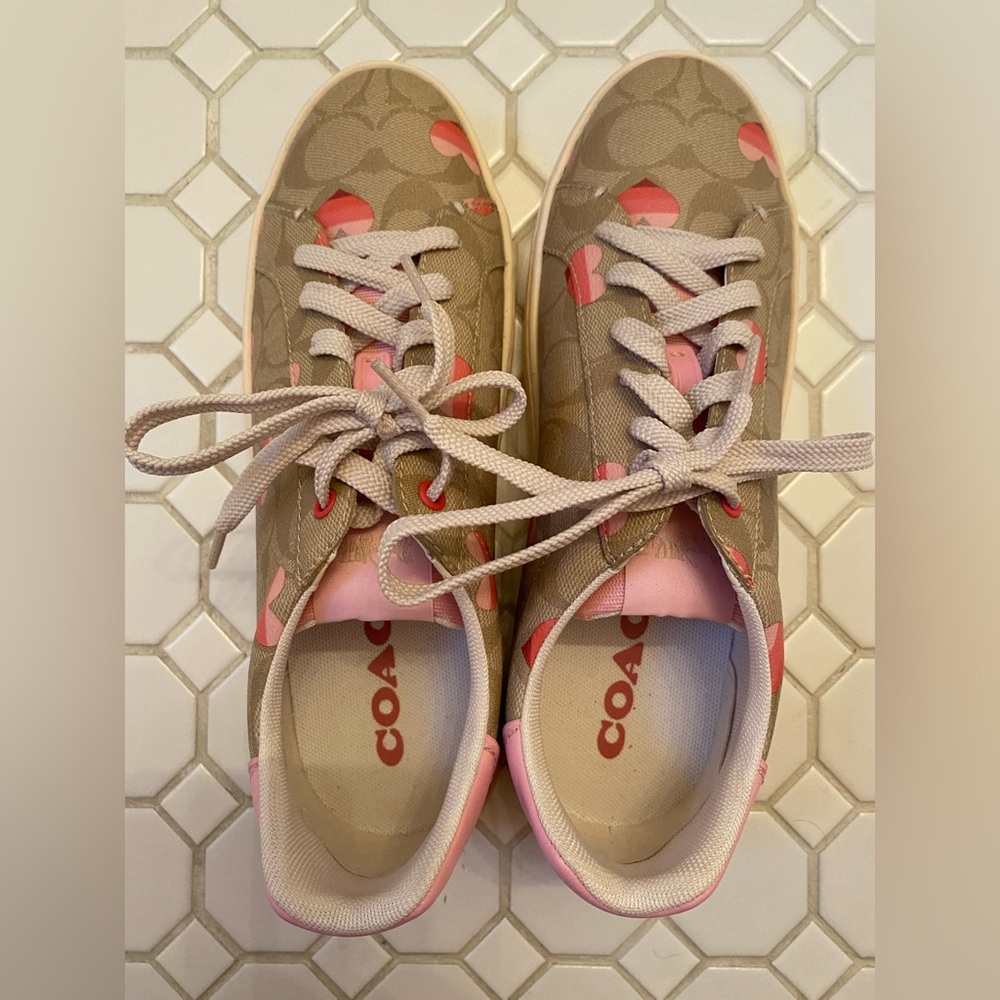 Coach Beige and Pink Heart Sneakers💗💝💖💗💝💖💗💝💖💗💝💖
